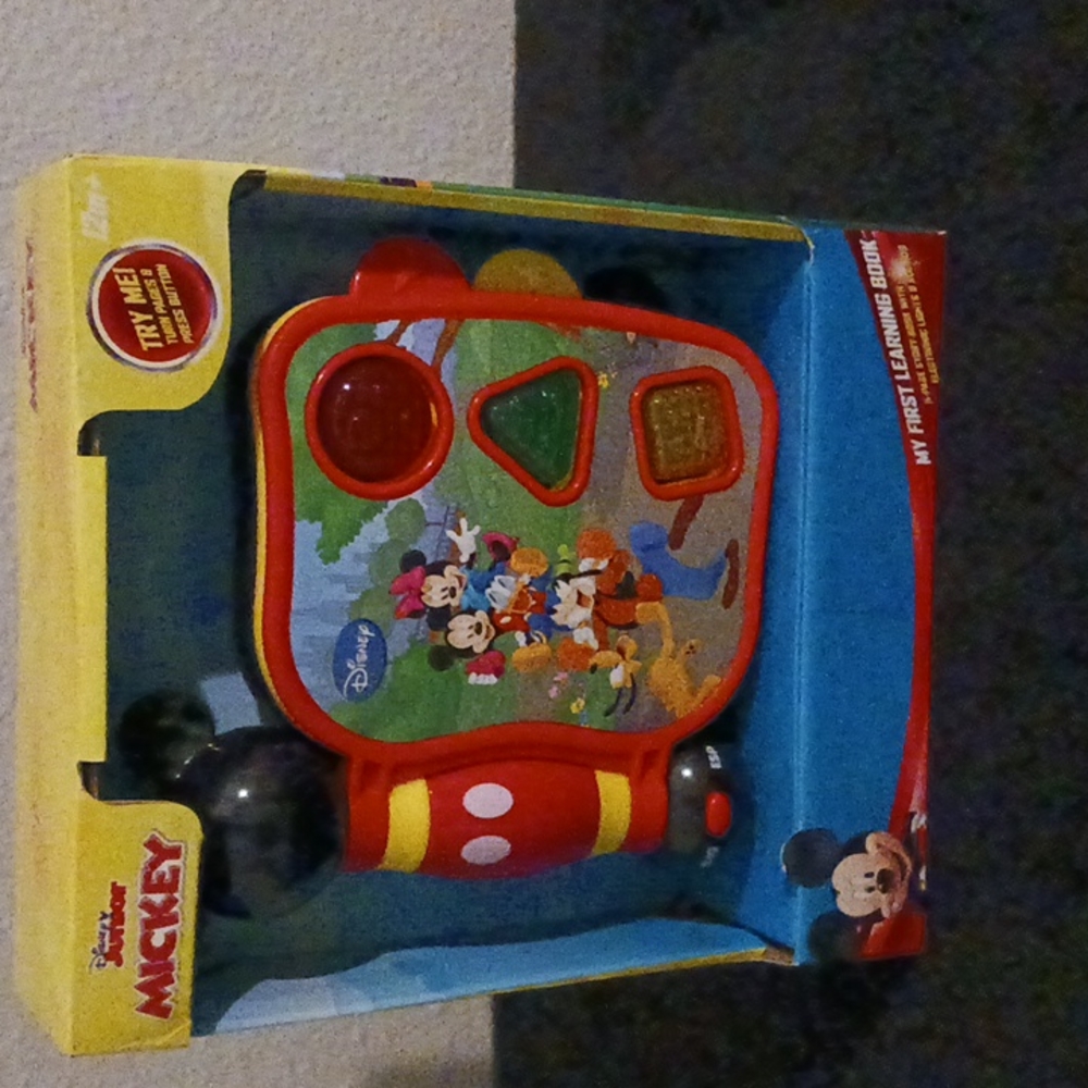 My first learning book Mackey mouse